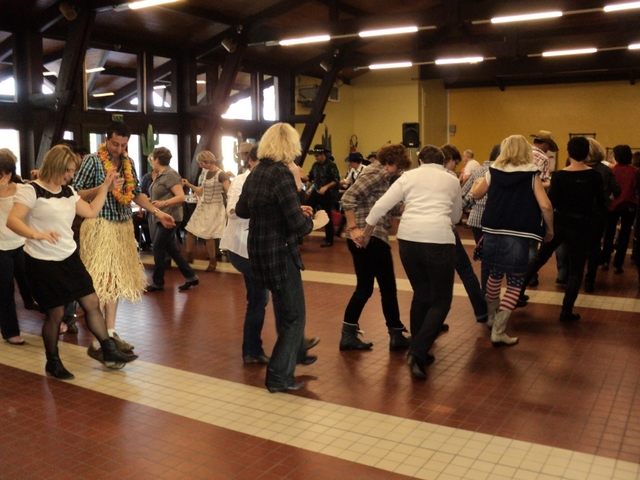 03-02 Danses debutant et Carnaval 2.jpg