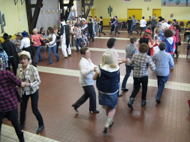 03-02 Danses debutant et Carnaval 4.jpg