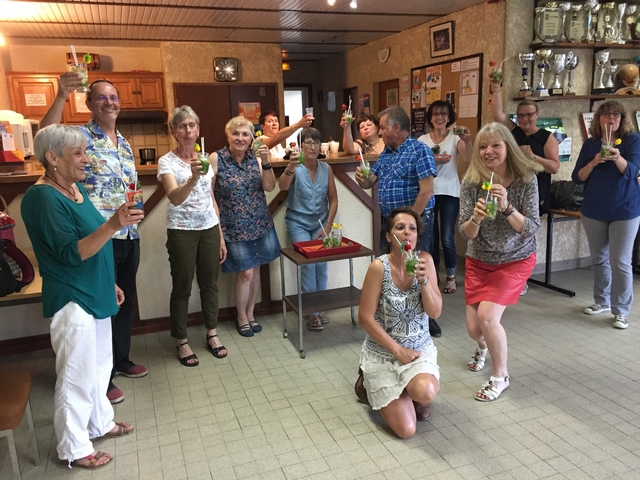 22-06 Repas fin de cours Vendredi 1.jpg