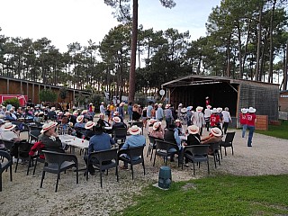 12-10 Demo St Julien Born (1).jpg