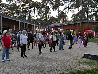 12-10 Demo St Julien Born (3).jpg