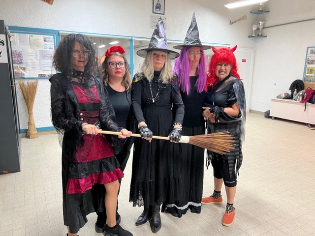 04-11 Hallowen (2).jpg