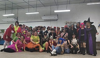 24-02 mardi gras  (4).jpg