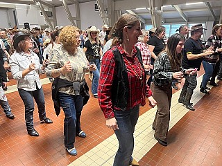 25-01 bal debutants (3).jpg